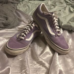 ADORABLE PURPLE VANS! 💜💜